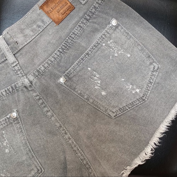 SALE POL Grey Denim Distressed Raw Edge Grommet Shorts - Picture 9 of 14